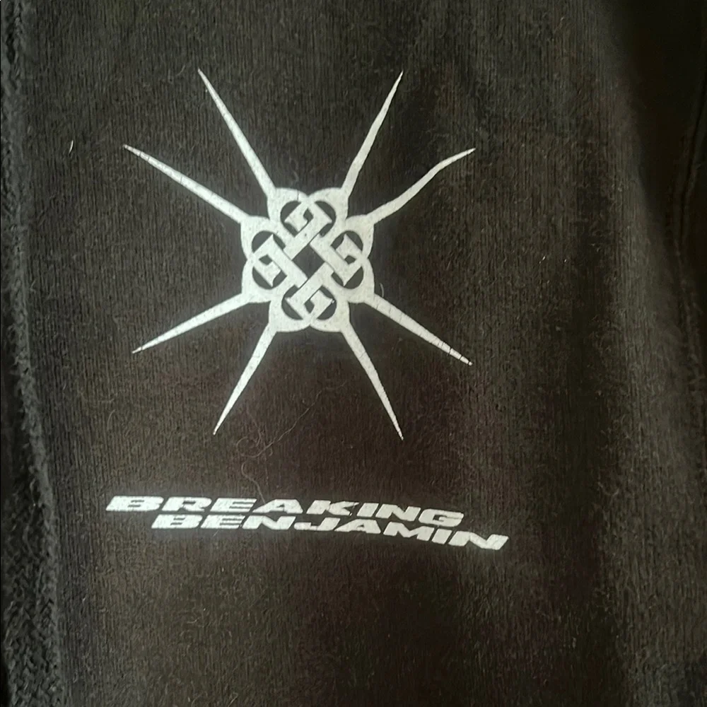 NWOT Breaking Benjamin Unisex Black Hoodie Size Medium - Picture 2 of 8